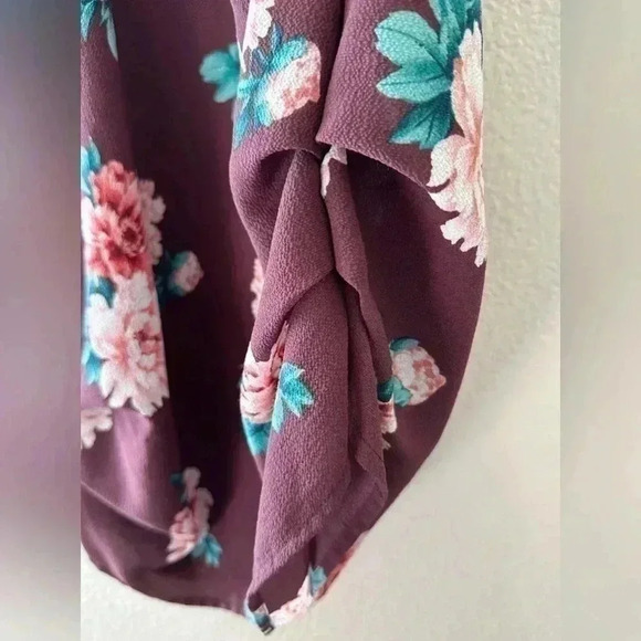 Floral Tank Top - Picture 3 of 5